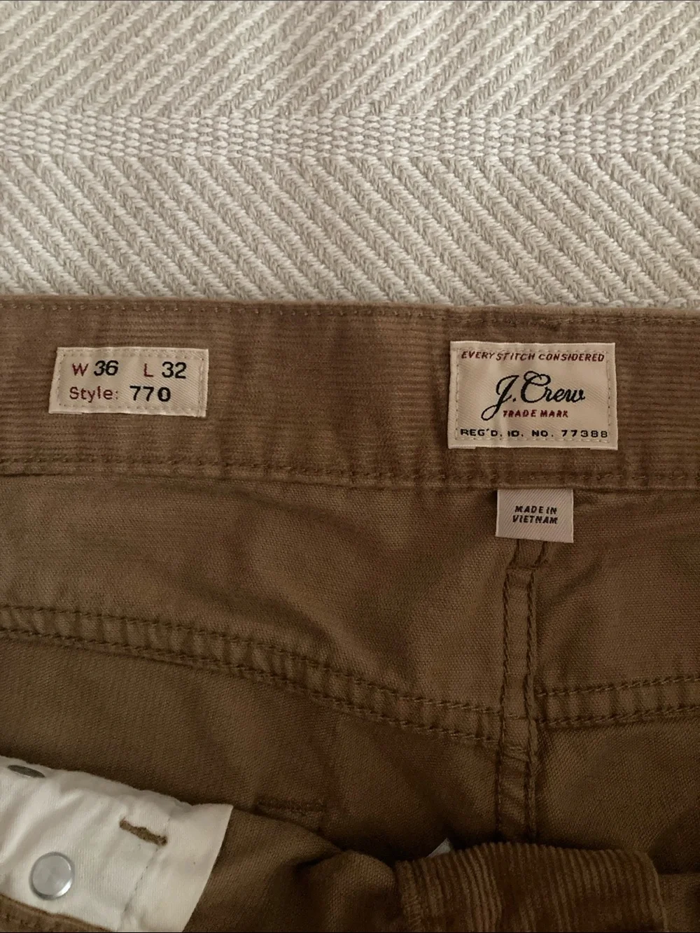J Crew Men's Warm Brown Corduroy Pants - Classic Straight Fit